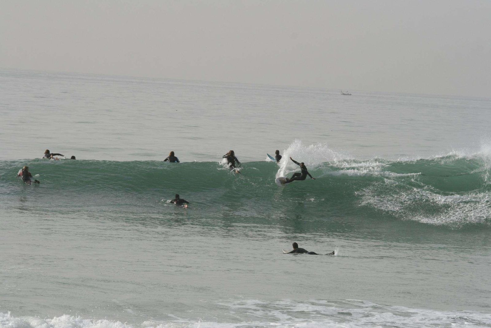Long mellow wave at Banana Point Tamraght