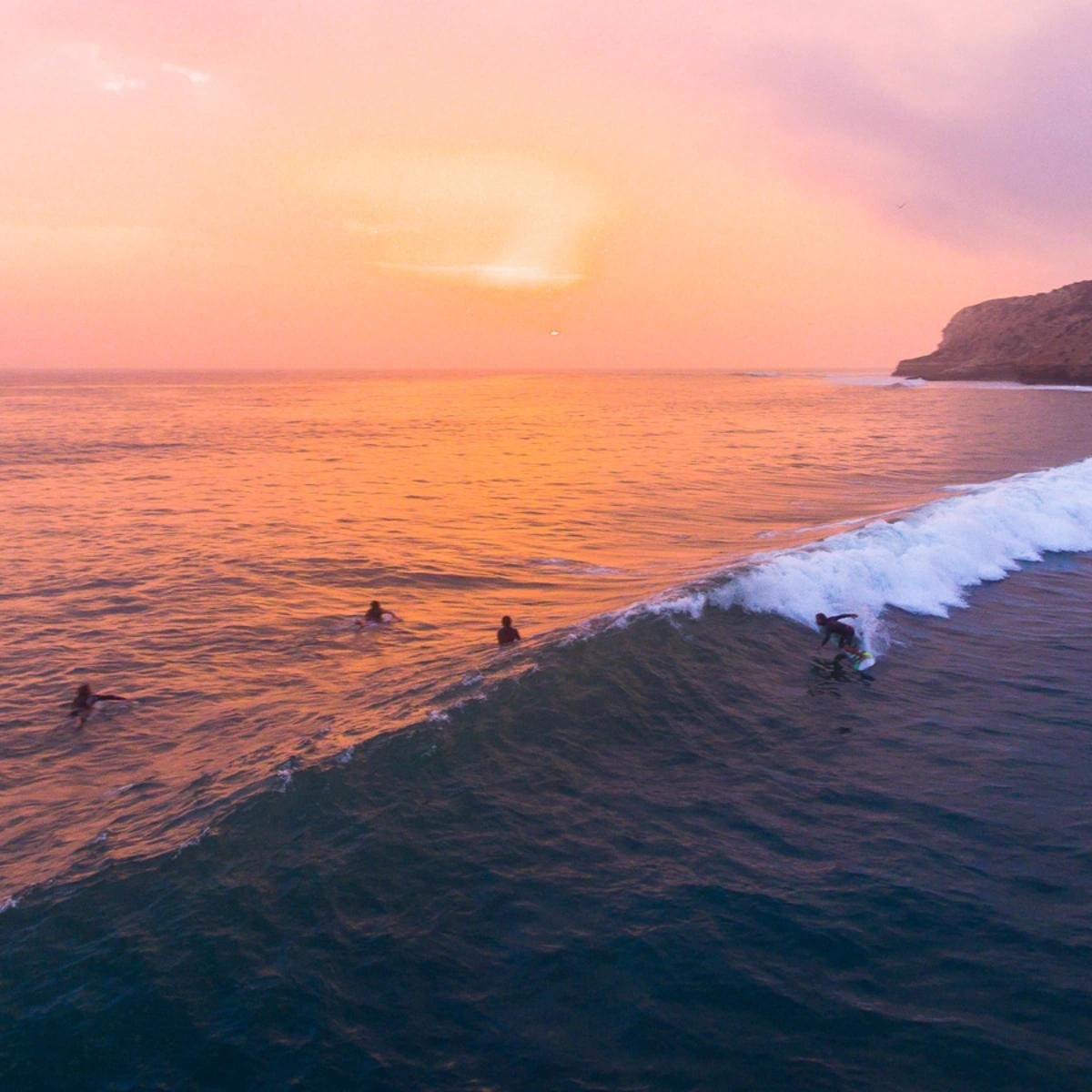 Fun wave at Hash Point for mixed level surfers