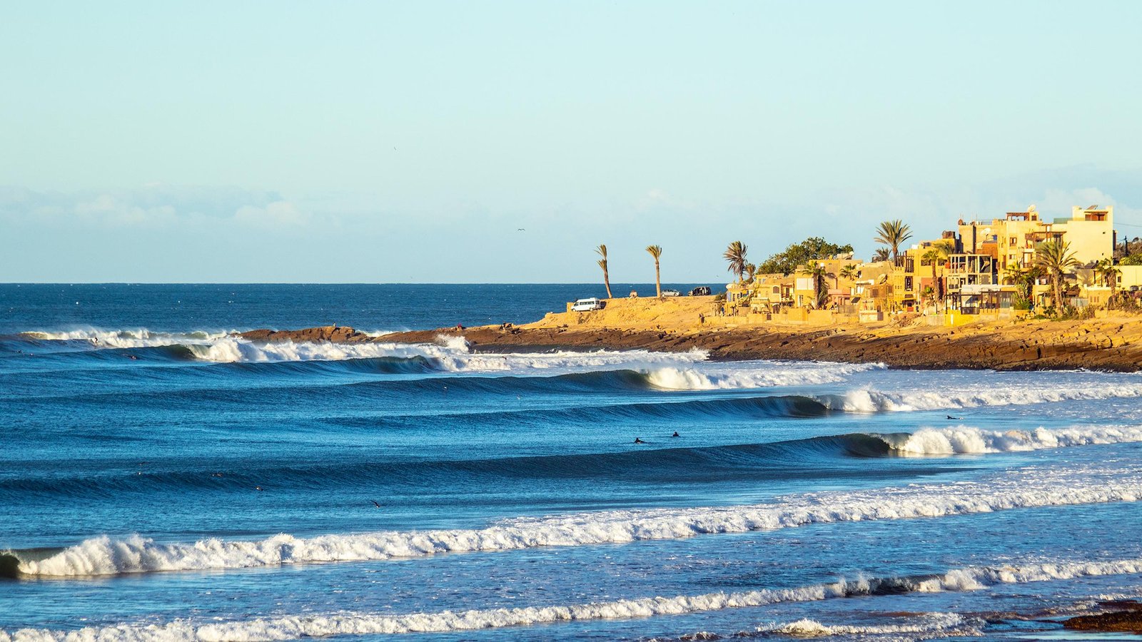 Clean wave at Killer Point suitable for advanced surfers