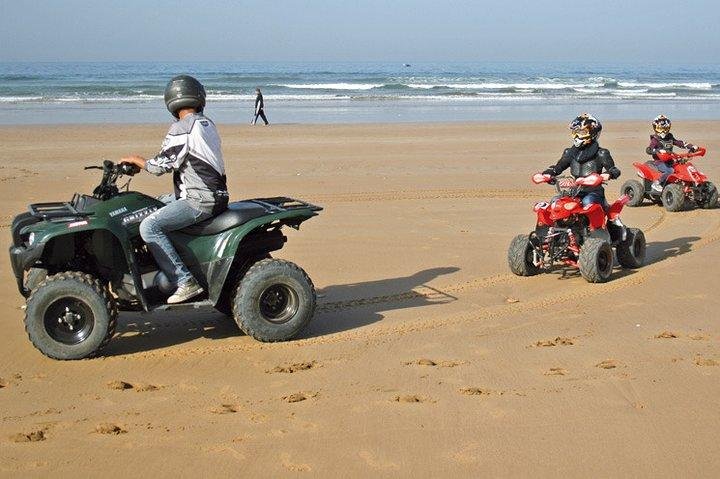 Cycling Tamraght coast